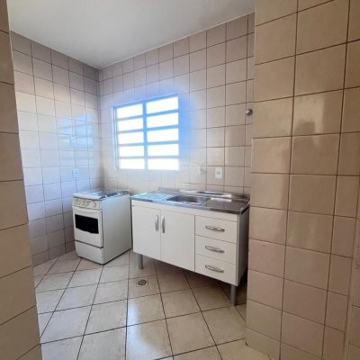 Apartamentos com 73m², 3 quartos, 1 garagem, no bairro Campinas em São José