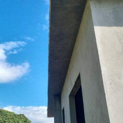 Casa Residencial com 93m², 3 quartos, 1 suíte, 1 garagem, no bairro São João do Rio Vermelho em Florianópolis