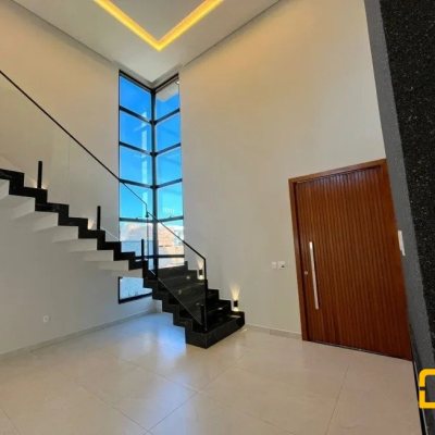 Casa em Condomínio com 239m², 4 quartos, 3 suítes, 4 garagens, no bairro São João do Rio Vermelho em Florianópolis