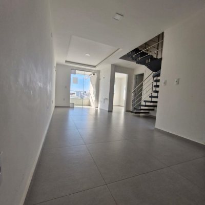 Apartamentos com 86m², 2 quartos, 1 suíte, 1 garagem, no bairro Ingleses do RIo Vermelho em Florianópolis