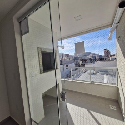 Apartamentos com 86m², 2 quartos, 1 suíte, 1 garagem, no bairro Ingleses do RIo Vermelho em Florianópolis