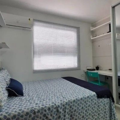 Casa com 135m², 3 quartos, 3 suítes, 2 garagens, no bairro Canasvieiras em Florianópolis