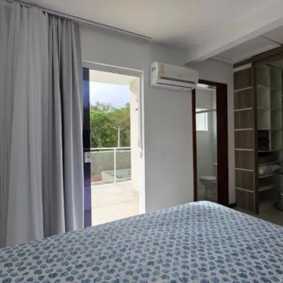 Casa com 135m², 3 quartos, 3 suítes, 2 garagens, no bairro Canasvieiras em Florianópolis