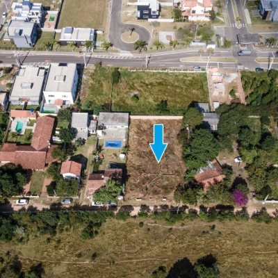 Terreno Comercial/Residencial com 1009m², no bairro São João do Rio Vermelho em Florianópolis
