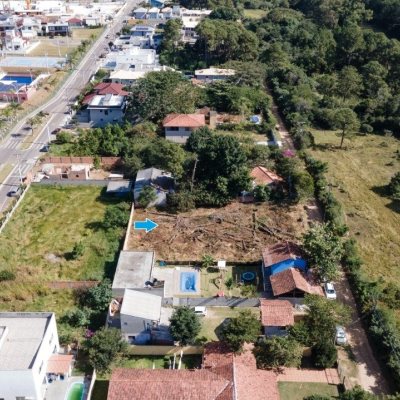Terreno Comercial/Residencial com 1009m², no bairro São João do Rio Vermelho em Florianópolis