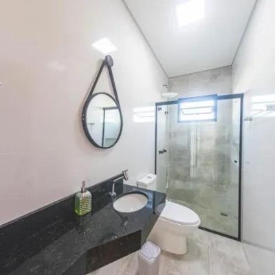 Casa em Condomínio com 150m², 4 quartos, 2 suítes, 3 garagens, no bairro São João do Rio Vermelho em Florianópolis