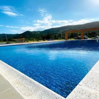 Terreno Comercial/Residencial com 359m², no bairro Ratones em Florianópolis