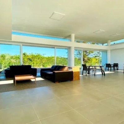 Terreno Comercial/Residencial com 359m², no bairro Ratones em Florianópolis