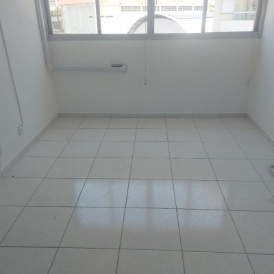 Apartamentos com 42m², 1 quarto, no bairro Centro em Florianópolis