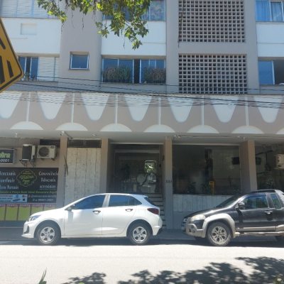 Apartamentos com 42m², 1 quarto, no bairro Centro em Florianópolis