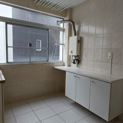 Apartamentos com 139m², 3 quartos (sendo 1 suíte), 1 garagem, no bairro Centro em Florianópolis