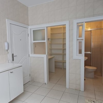 Apartamentos com 139m², 3 quartos (sendo 1 suíte), 1 garagem, no bairro Centro em Florianópolis