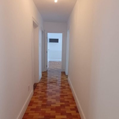 Apartamentos com 139m², 3 quartos (sendo 1 suíte), 1 garagem, no bairro Centro em Florianópolis