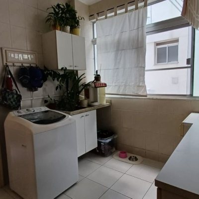 Apartamentos com 139m², 3 quartos, 1 suíte, 1 garagem, no bairro Centro em Florianópolis