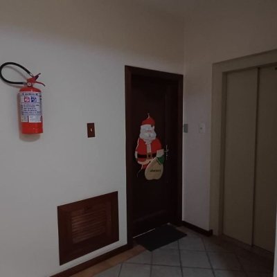 Apartamentos com 139m², 3 quartos, 1 suíte, 1 garagem, no bairro Centro em Florianópolis