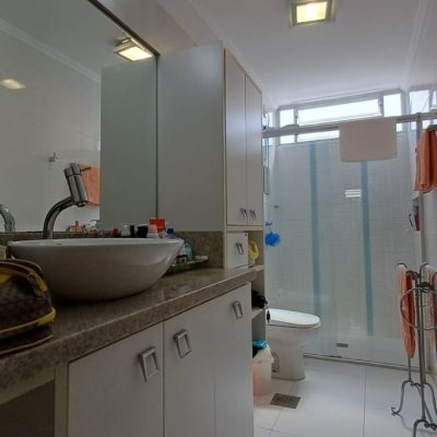 Apartamentos com 139m², 3 quartos, 1 suíte, 1 garagem, no bairro Centro em Florianópolis