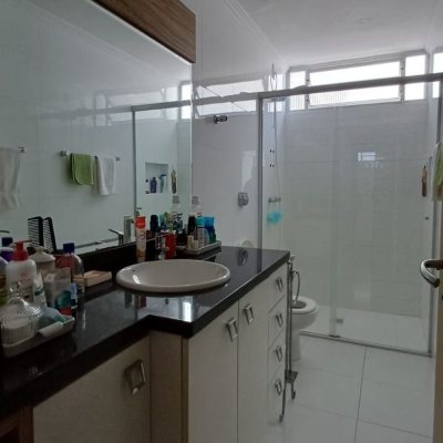 Apartamentos com 139m², 3 quartos, 1 suíte, 1 garagem, no bairro Centro em Florianópolis