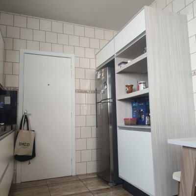 Apartamentos com 85m², 2 quartos, 1 garagem, no bairro Córrego Grande em Florianópolis