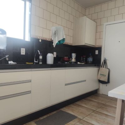 Apartamentos com 85m², 2 quartos, 1 garagem, no bairro Córrego Grande em Florianópolis