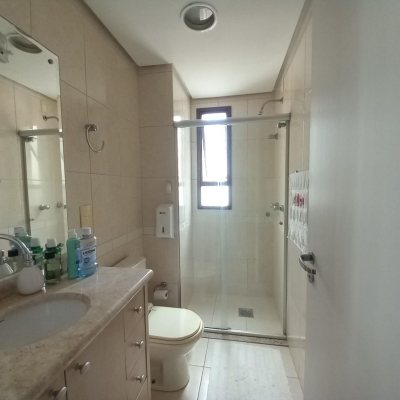 Apartamentos com 110m², 3 quartos, 1 suíte, 2 garagens, no bairro Centro em Florianópolis