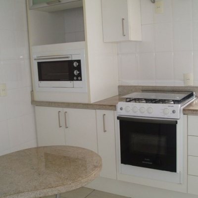 Apartamentos com 110m², 3 quartos, 1 suíte, 2 garagens, no bairro Centro em Florianópolis