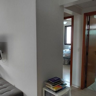 Apartamentos com 93m², 3 quartos, 1 suíte, 1 garagem, no bairro Centro em Florianópolis