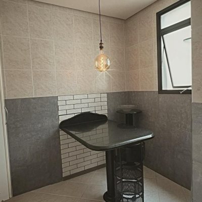 Apartamentos com 93m², 3 quartos, 1 suíte, 1 garagem, no bairro Centro em Florianópolis