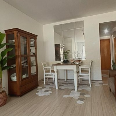 Apartamentos com 93m², 3 quartos, 1 suíte, 1 garagem, no bairro Centro em Florianópolis