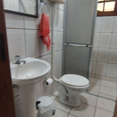 Sobrado Residencial com 85m², 2 quartos, 1 suíte, 1 garagem, no bairro Ingleses do Rio Vermelho em Florianópolis