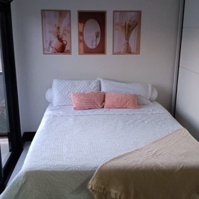 Sobrado Residencial com 101m², 3 quartos, 1 suíte, 2 garagens, no bairro Ponte Do Imaruim em Palhoça