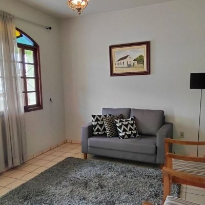 Casa Residencial com 136m², 2 quartos, 1 garagem, no bairro Centro em Palhoça