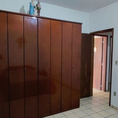 Casa Residencial com 136m², 2 quartos, 1 garagem, no bairro Centro em Palhoça