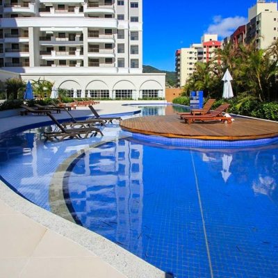 Apartamentos com 68m², 2 quartos, 1 suíte, 2 garagens, no bairro Itacorubi em Florianópolis