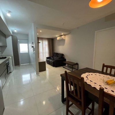 Apartamentos com 85m², 3 quartos, 1 suíte, 1 garagem, no bairro Pagani em Palhoça