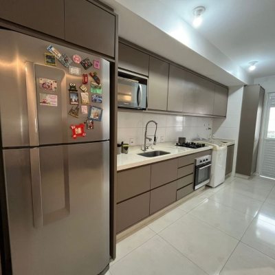 Apartamentos com 85m², 3 quartos, 1 suíte, 1 garagem, no bairro Pagani em Palhoça
