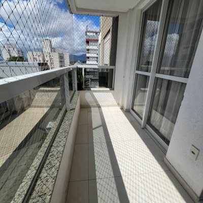 Apartamentos com 85m², 3 quartos, 1 suíte, 1 garagem, no bairro Pagani em Palhoça