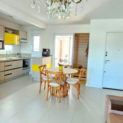 Cobertura com 122m², 3 quartos, 1 suíte, 2 garagens, no bairro Ingleses em Floranópolis