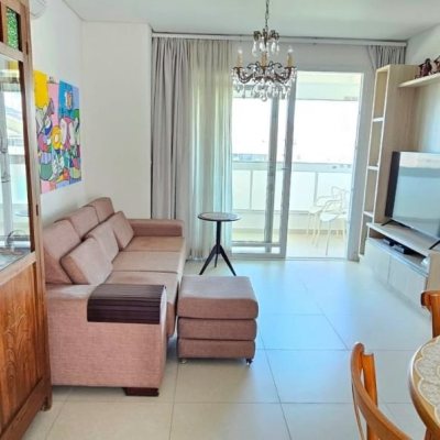 Cobertura com 122m², 3 quartos, 1 suíte, 2 garagens, no bairro Ingleses em Floranópolis