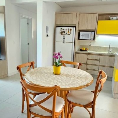 Cobertura com 122m², 3 quartos, 1 suíte, 2 garagens, no bairro Ingleses em Floranópolis