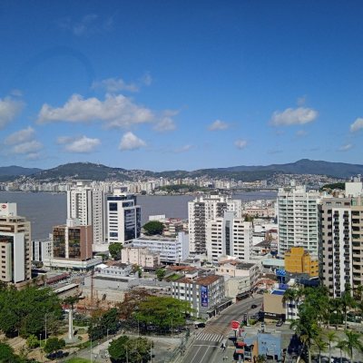 Sala com 25m², 1 garagem, no bairro Estreito em Florianópolis