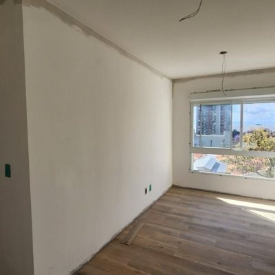 Apartamentos com 65m², 2 quartos, 1 suíte, 1 garagem, no bairro Agronômica em Florianópolis