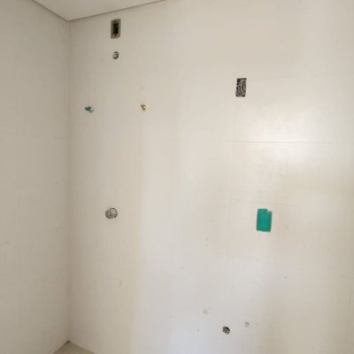 Apartamentos com 65m², 2 quartos, 1 suíte, 1 garagem, no bairro Agronômica em Florianópolis