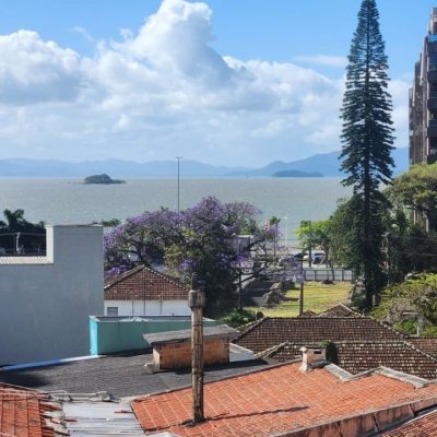 Apartamentos com 65m², 2 quartos, 1 suíte, 1 garagem, no bairro Agronômica em Florianópolis