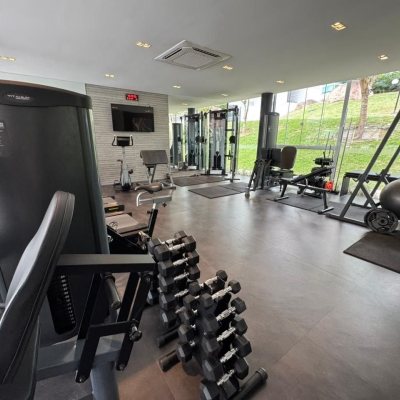 Cobertura com 166m², 3 quartos, 1 suíte, 2 garagens, no bairro Jurerê em Florianópolis