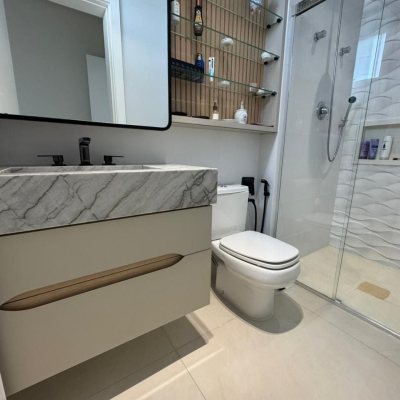 Cobertura com 166m², 3 quartos, 1 suíte, 2 garagens, no bairro Jurerê em Florianópolis