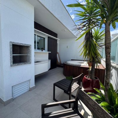 Cobertura com 166m², 3 quartos, 1 suíte, 2 garagens, no bairro Jurerê em Florianópolis