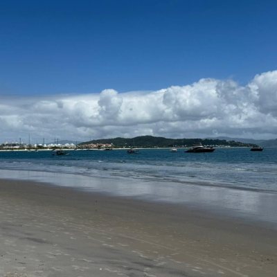 Cobertura com 166m², 3 quartos, 1 suíte, 2 garagens, no bairro Jurerê em Florianópolis