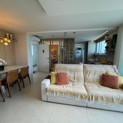 Cobertura com 166m², 3 quartos, 1 suíte, 2 garagens, no bairro Jurerê em Florianópolis