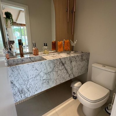 Cobertura com 166m², 3 quartos, 1 suíte, 2 garagens, no bairro Jurerê em Florianópolis