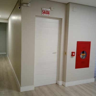 Sala com 57m², no bairro Centro em Florianópolis